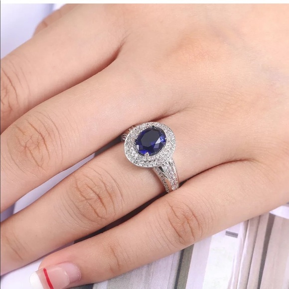 New 925 Oval Cut Blue Sapphire Ring - Picture 5 of 5